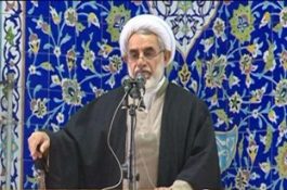 خطیب موقت نماز جمعه ساری: عزاداری‌هایی که توهین به عاشورا است پرهیز کنیم