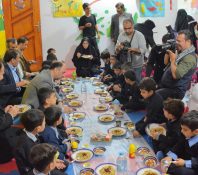 آغاز یک وعده غذای گرم در مهدکودک های مازندران