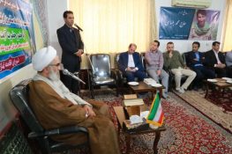 به مناسبت ۵ تیر ماه اقامه اولین نماز جمعه در کشور انجام شد / شورای اقامه نماز مدیریت درمان مازندران در محضر آیت الله معلمی عضو مجلس خبرگان رهبری برگزار گردید