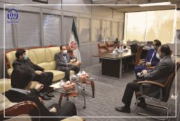 در بازدید مدیرعامل بیمه آسیا از خبرگزاری رسانه ملی مطرح کرد؛ ارایه خدمات بیمه آسیا در قالب بیمه‌های گروهی و پوشش هزینه‌های درمان ویروس کرونا